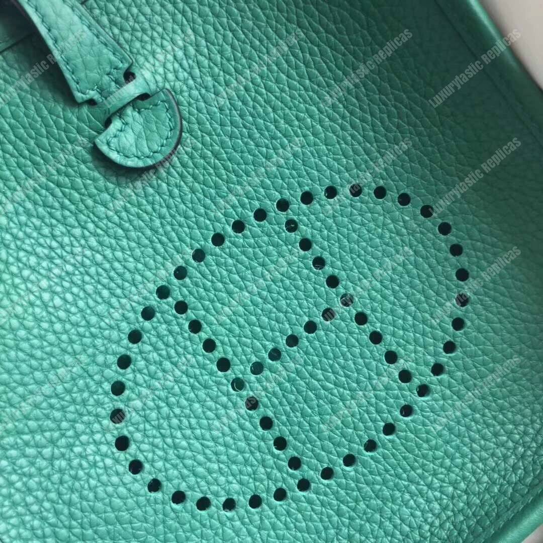 H**mes mini evelyne iii 17 clemence bag vert vertigo