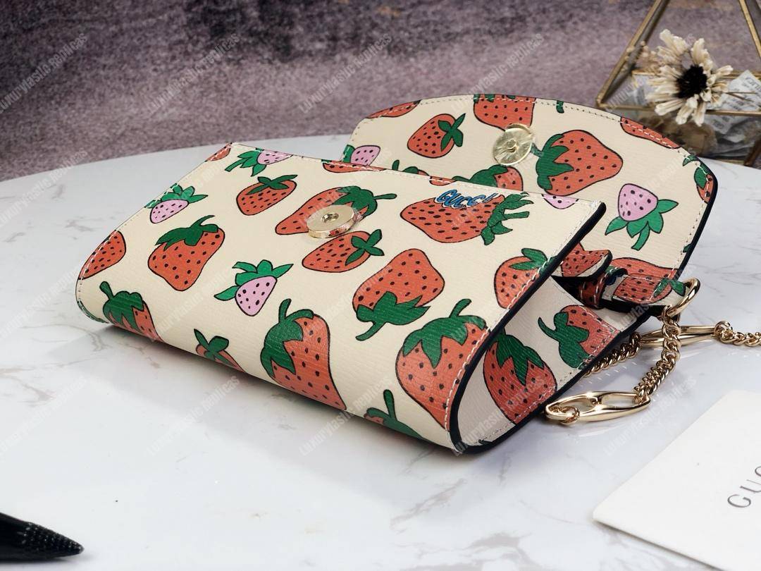 G*u*i zumi strawberry print mini bag
