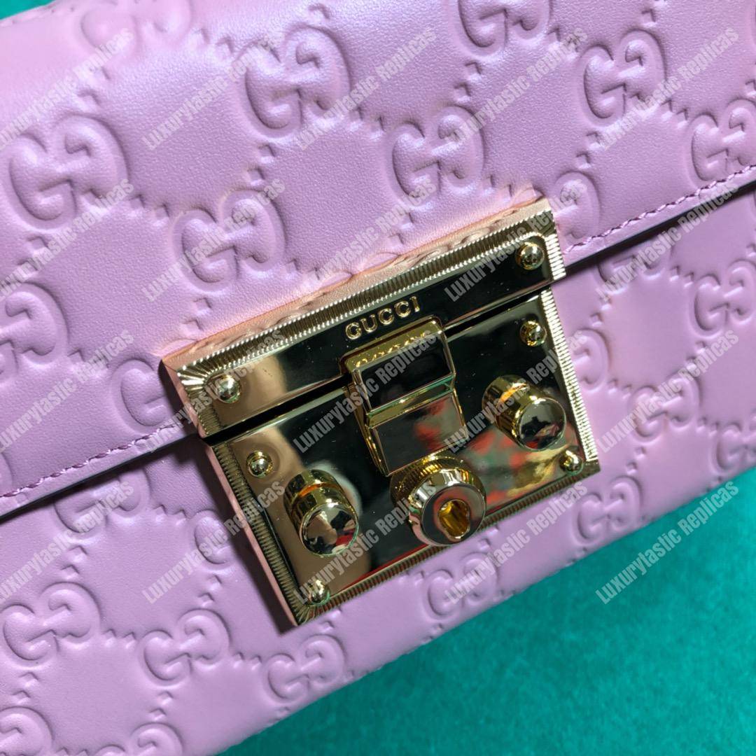 G*u*i padlock small signature shoulder bag fuschia