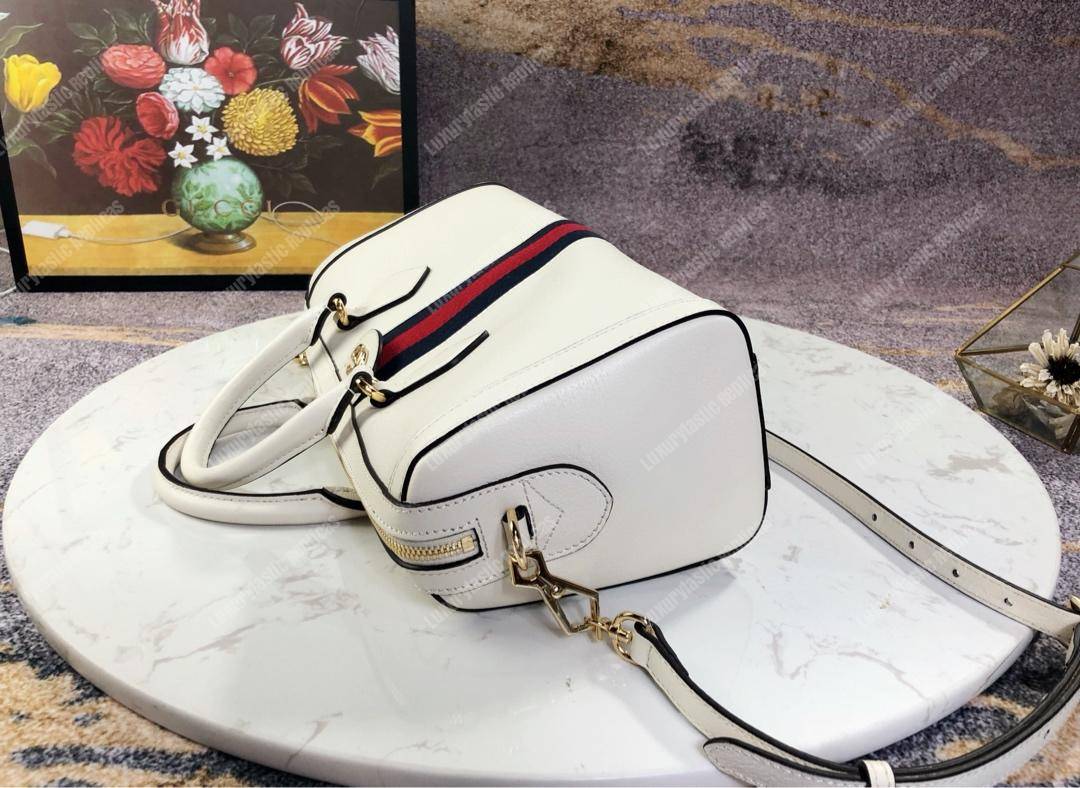 G*u*i ophidia medium top handle bag white