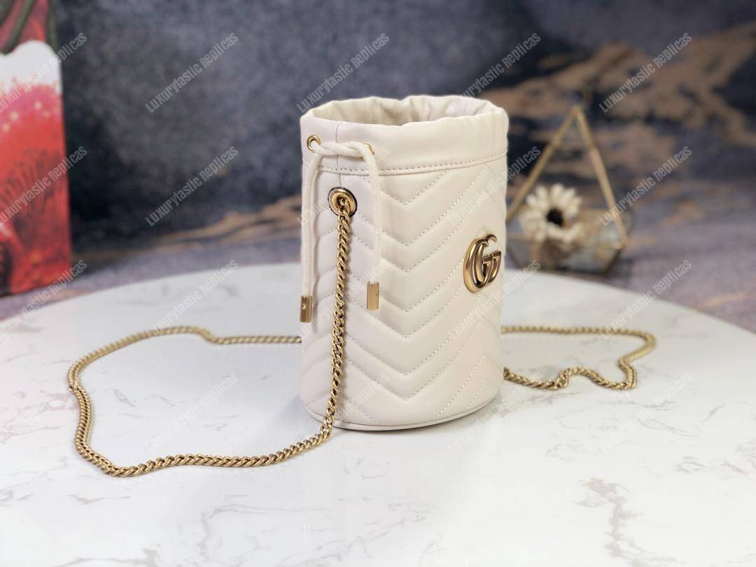 G*u*i gg marmont mini bucket bag white