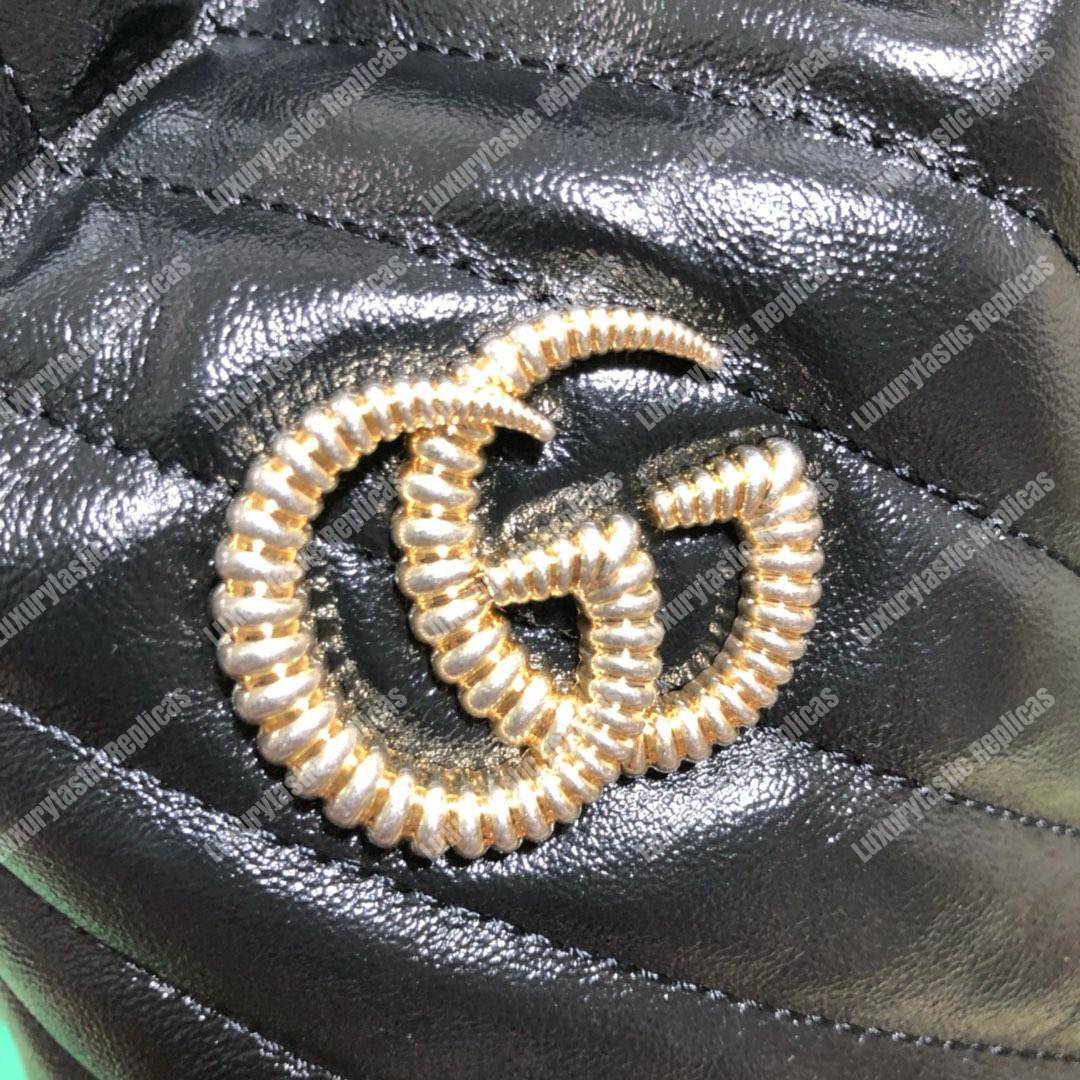 G*u*i gg marmont mini bucket bag black cerise