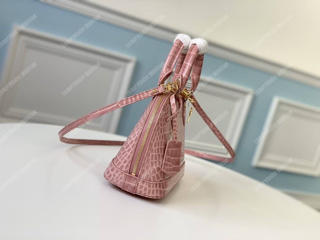 LV Alma BB Crocodilien Brillant Rose Tourmaline