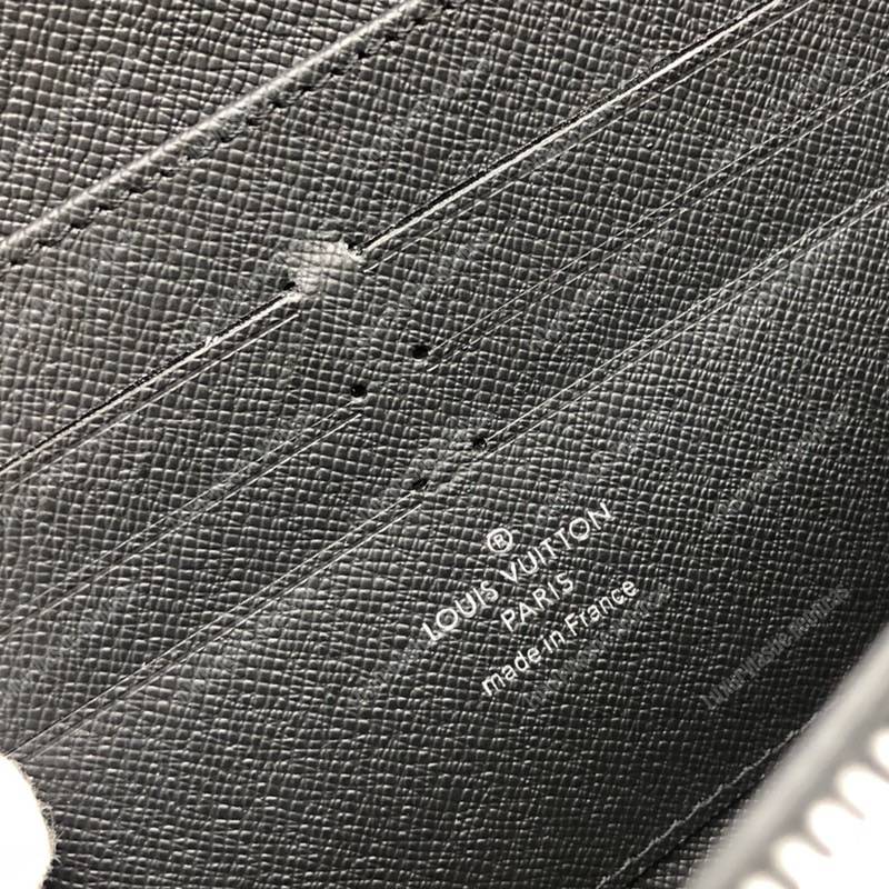 LV Special Edition Twist Chain Wallet Epi Leather in Black