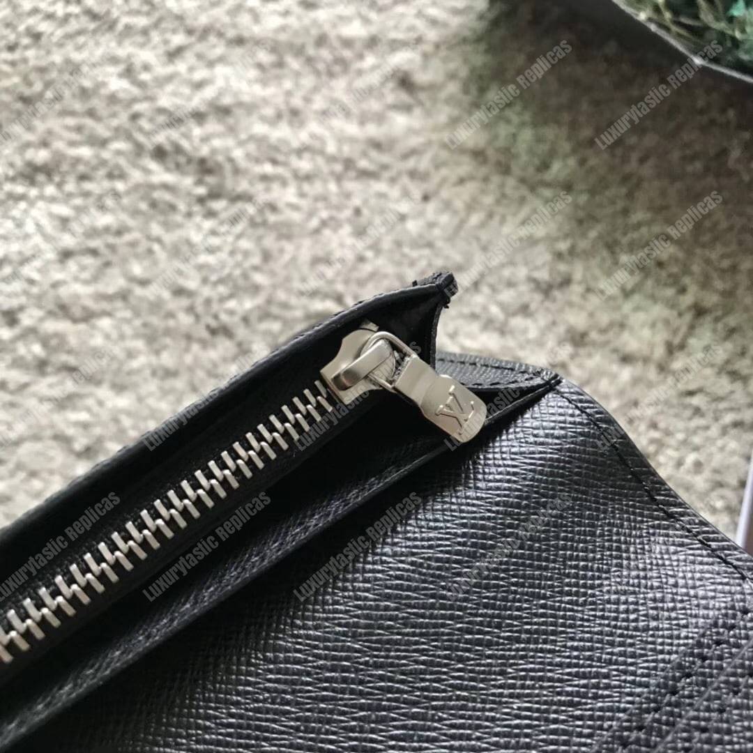 LV Brazza Wallet Taiga Leather Noir Gris