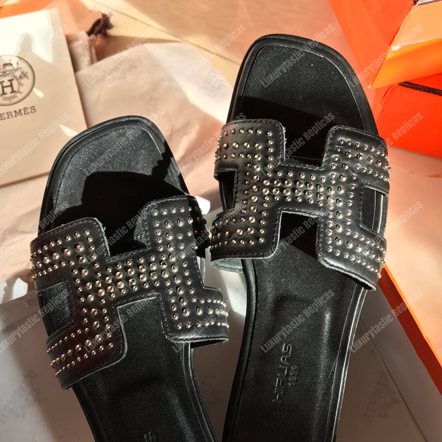 H**mes oran sandal full stud black
