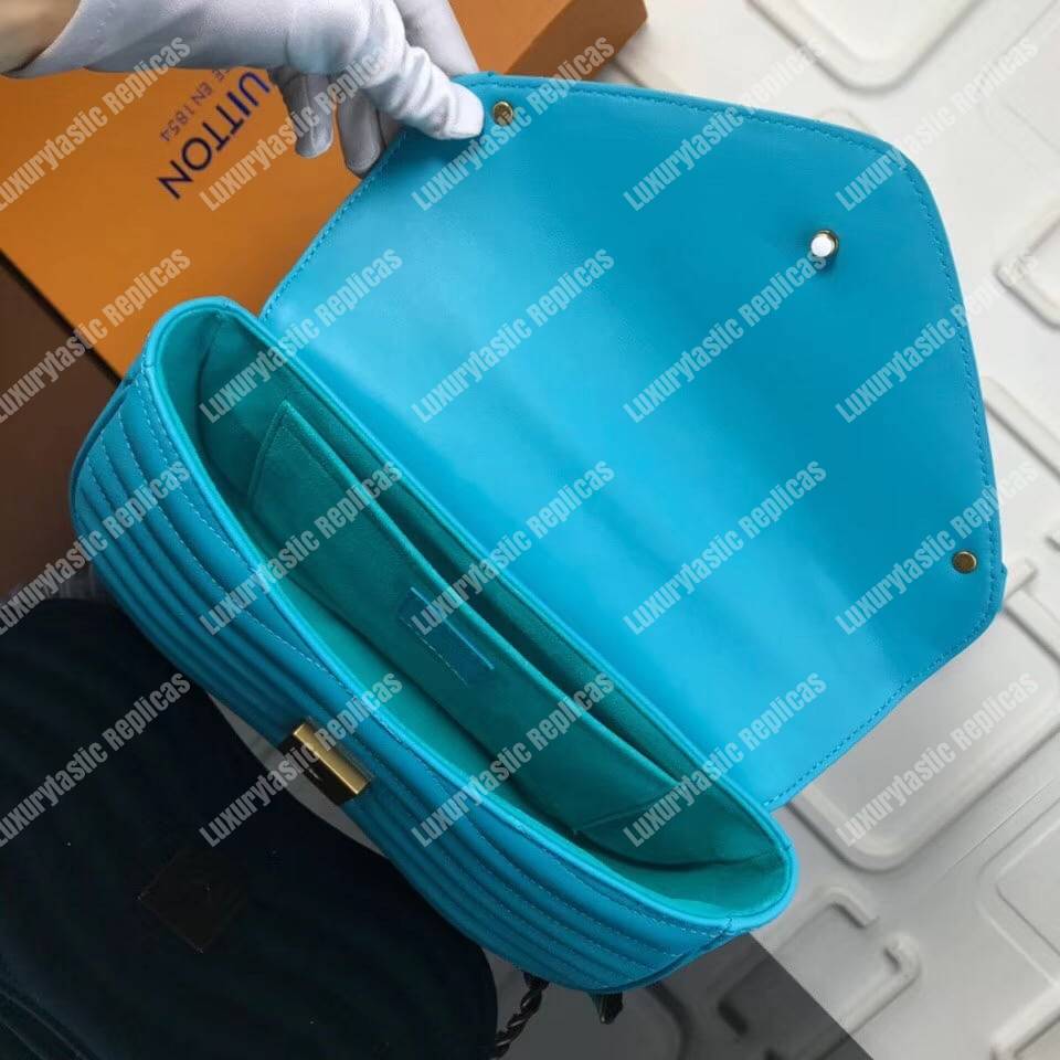 LV New Wave Chain Bag MM Malibu Green