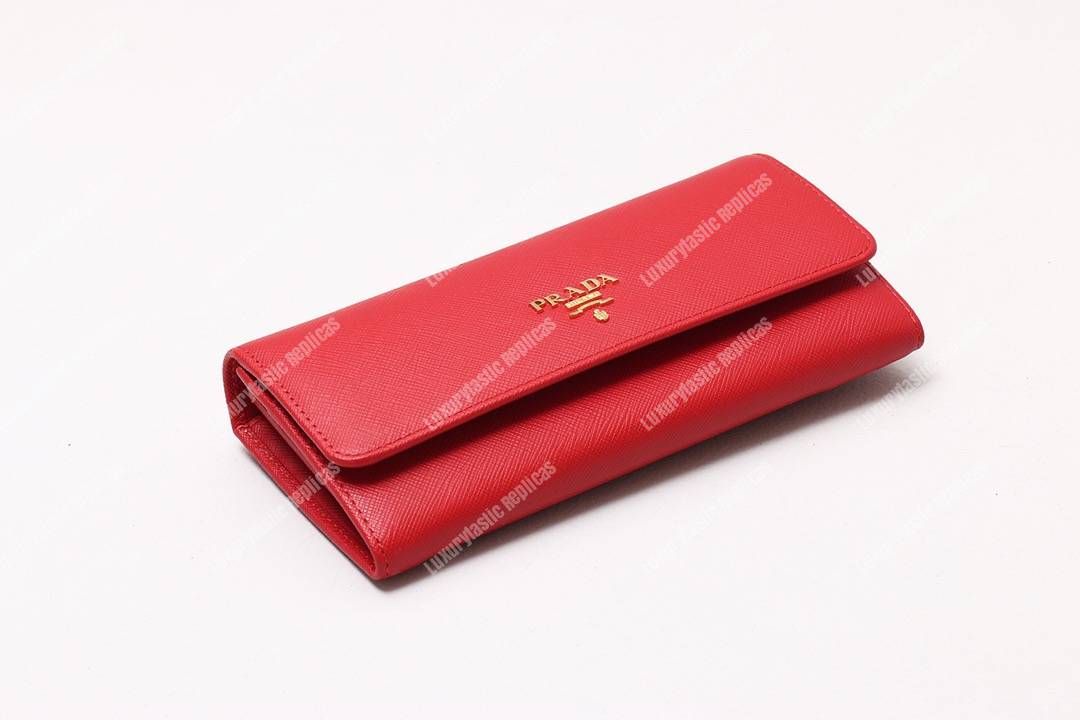 Pra*a leather wallet red