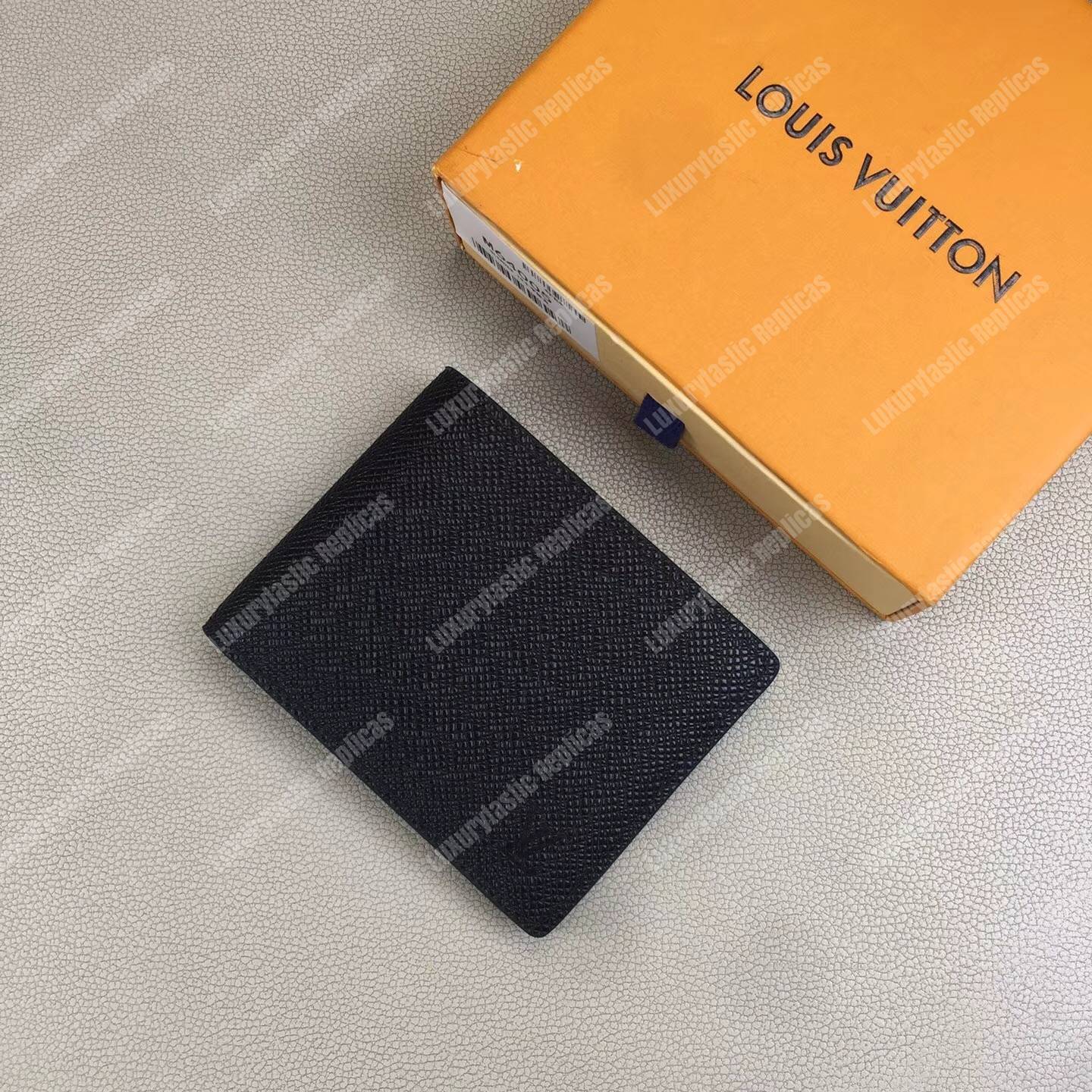 LV Slender ID Wallet Taiga Leather Noir