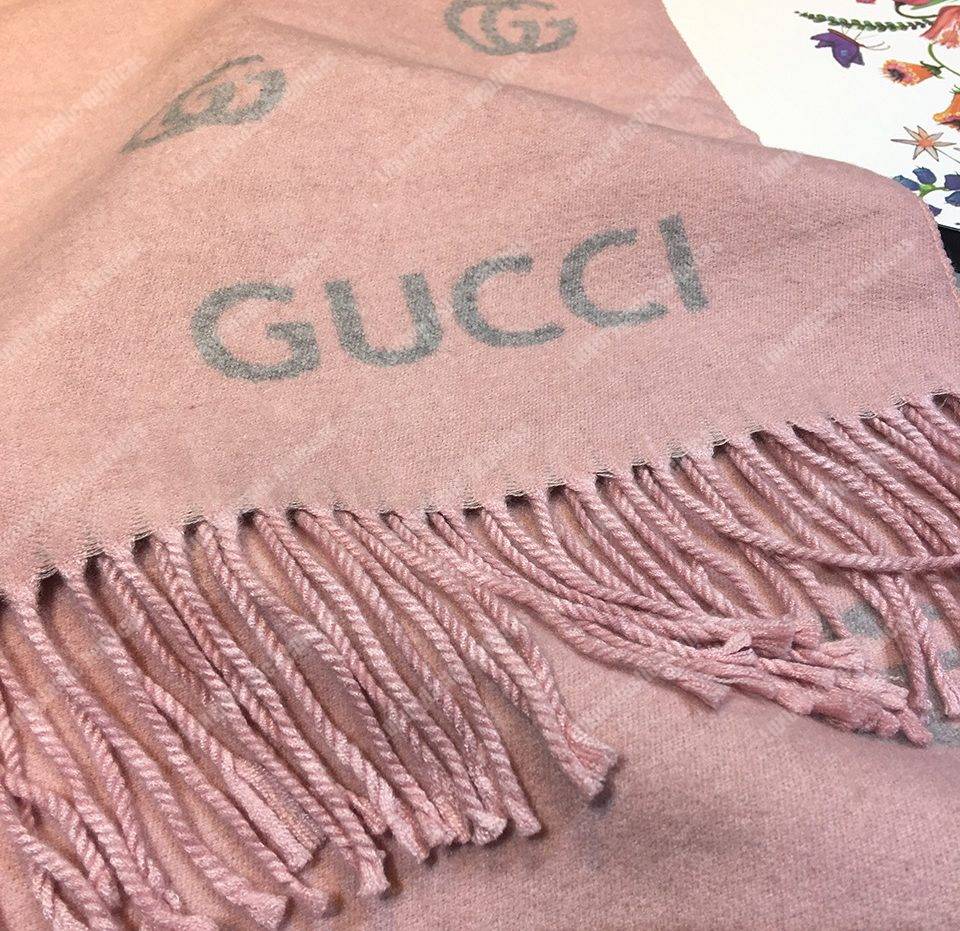 G*u*i wool scarf double g pattern pink grey