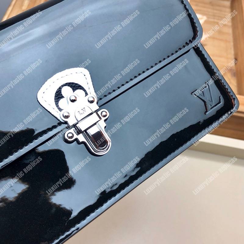 LV Cherrywood Chain Wallet Patent Leather Monogram Noir
