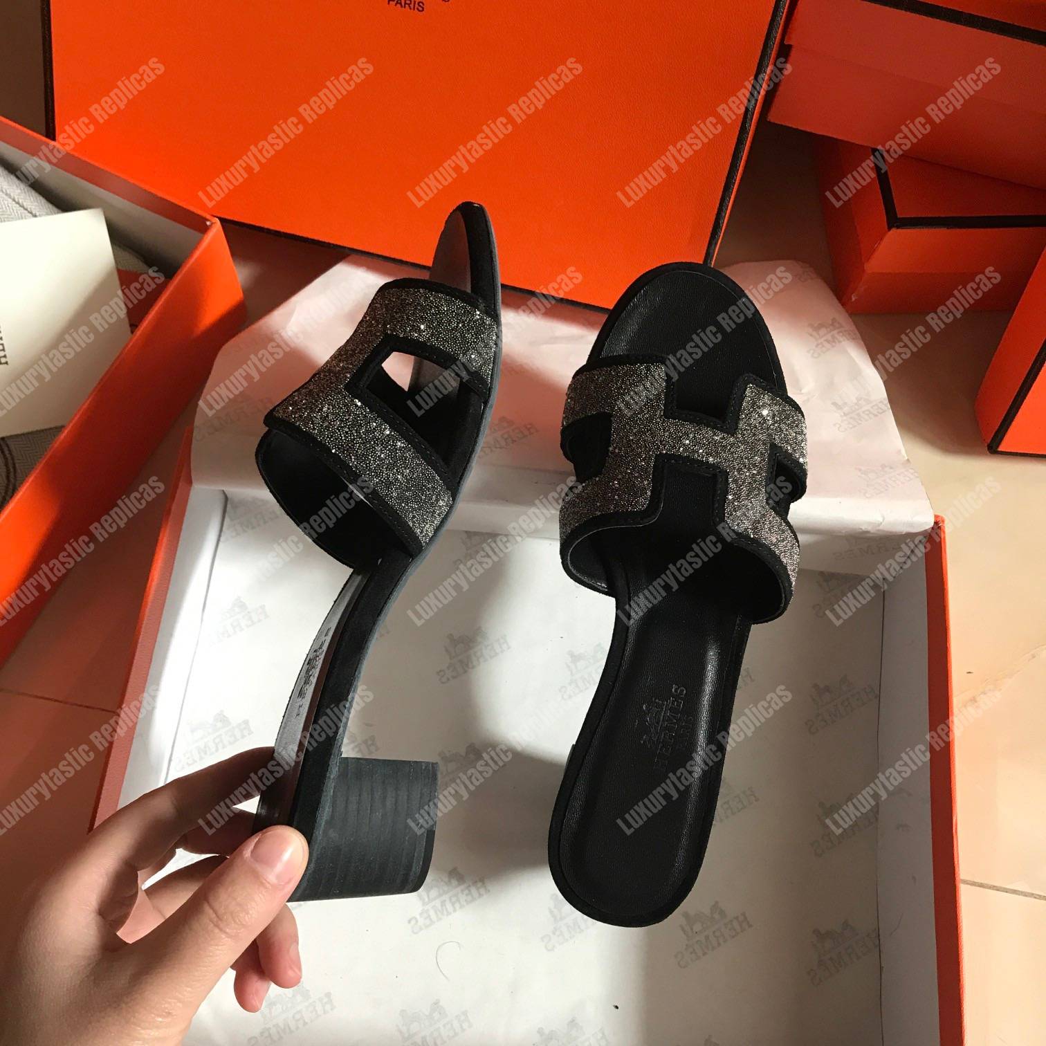 H**mes oran sandal suede goatskin black