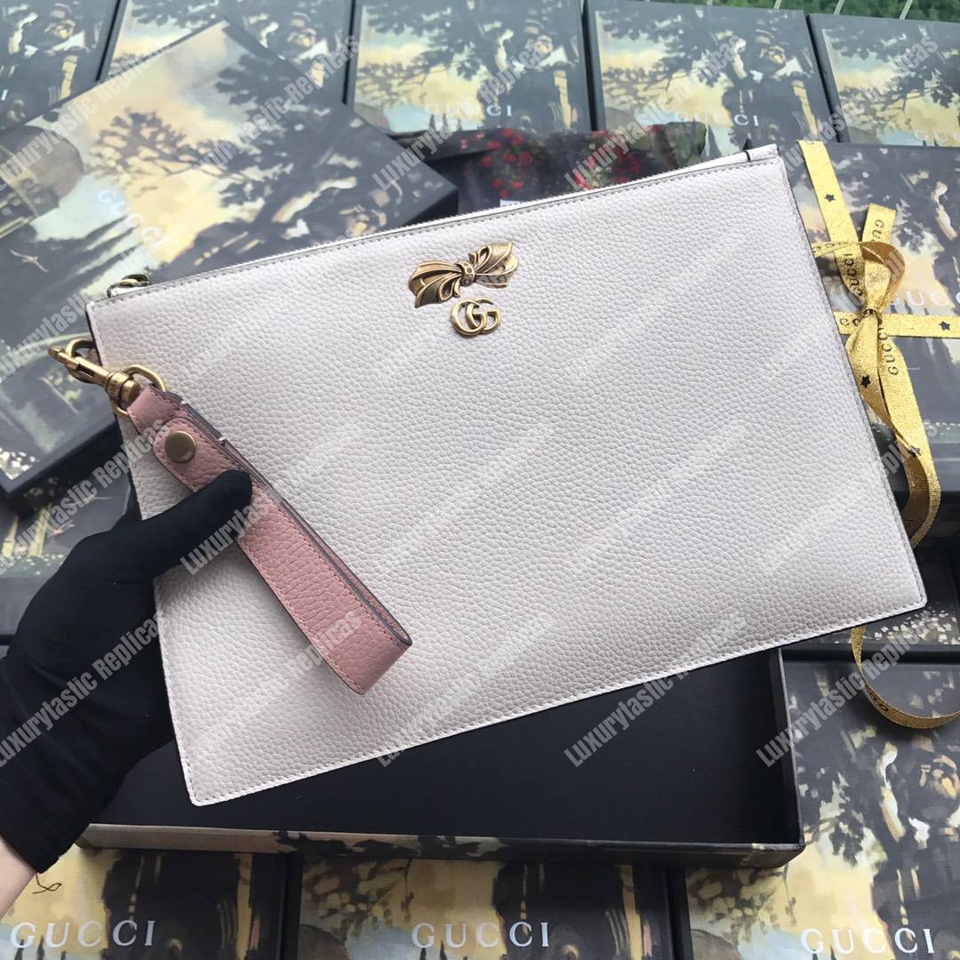 G*u*i leather pouch with bow white