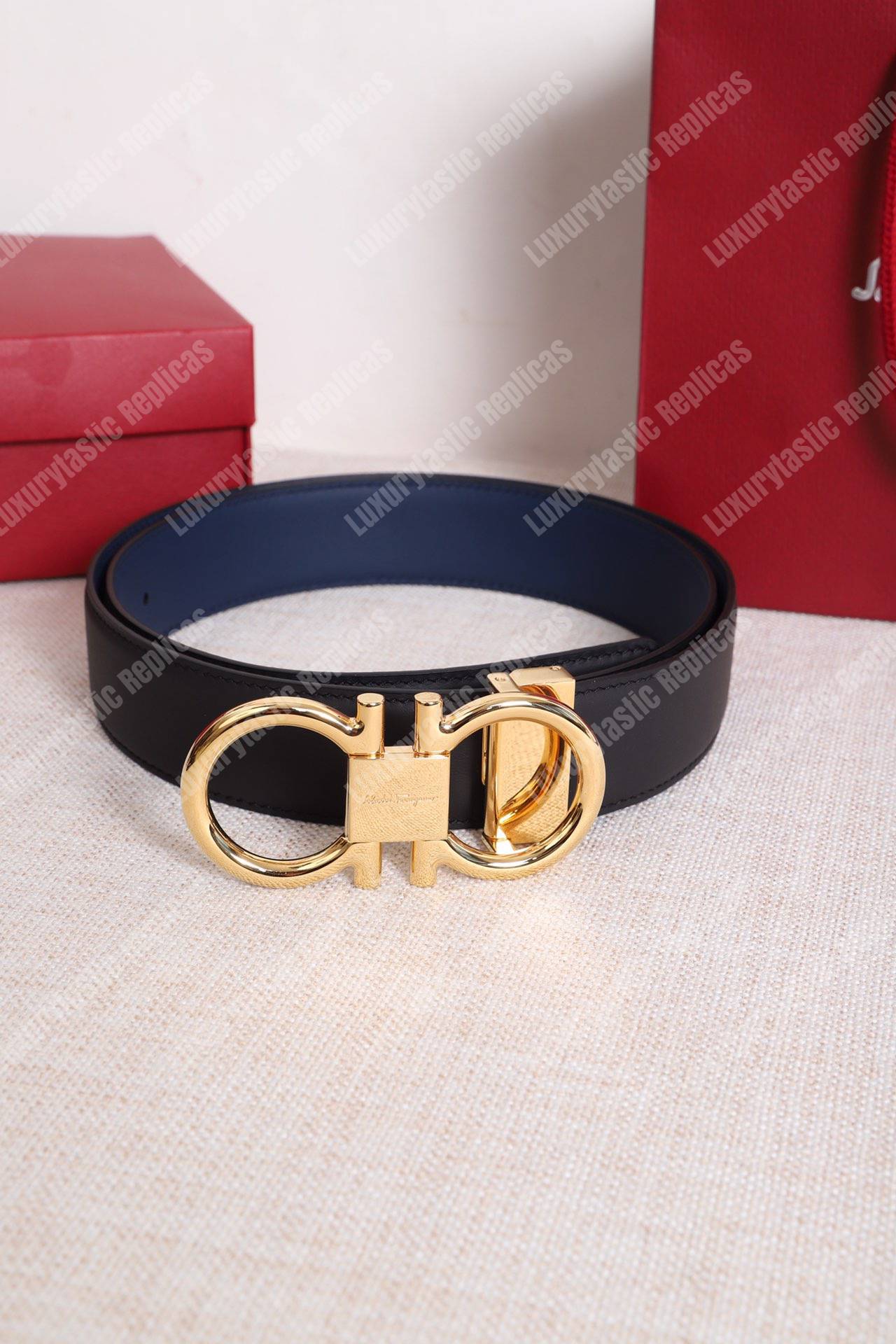 ﻿Salvatore Ferragamo Adjustable and Reversible Gancini Belt