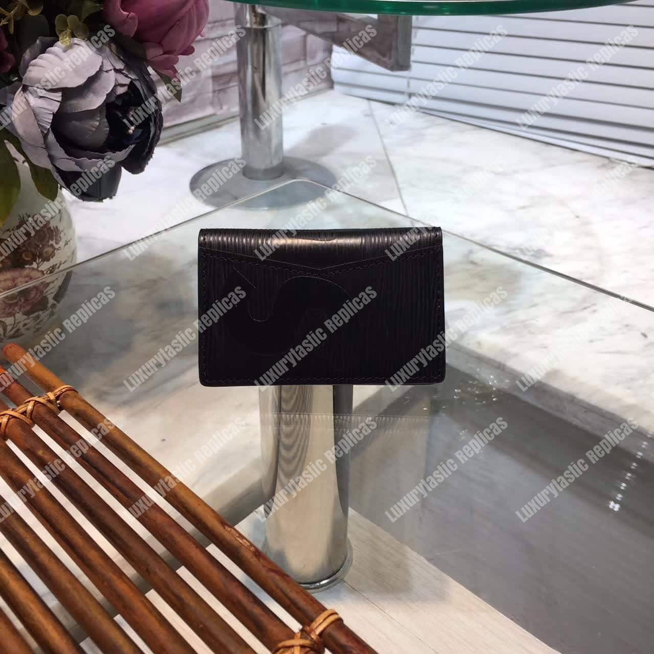 l**is V*t*n x sup*e small wallet epi black