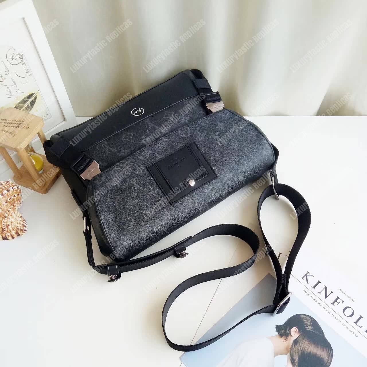 LV Messenger PM Voyager Monogram Eclipse Canvas