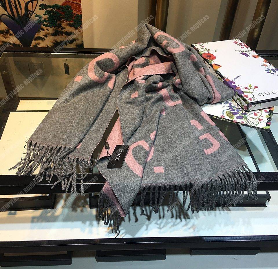 G*u*i gg jacquard wool silk scarf grey & pink