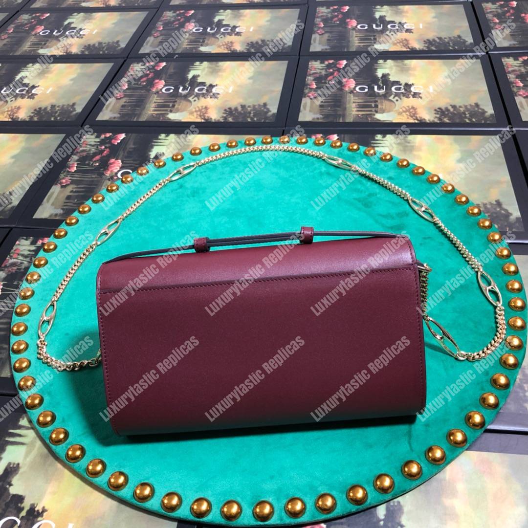 G*u*i zumi burgundy smooth leather small shoulder bag
