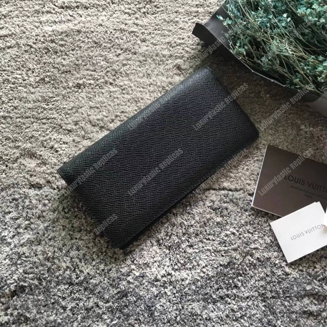 LV Brazza Wallet Taiga Leather Noir Gris
