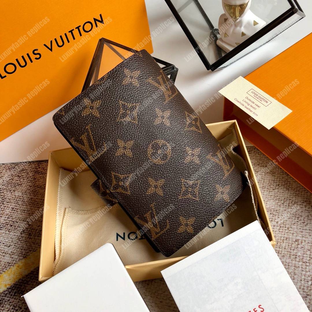 LV Small Ring Agenda Cover Monogram
