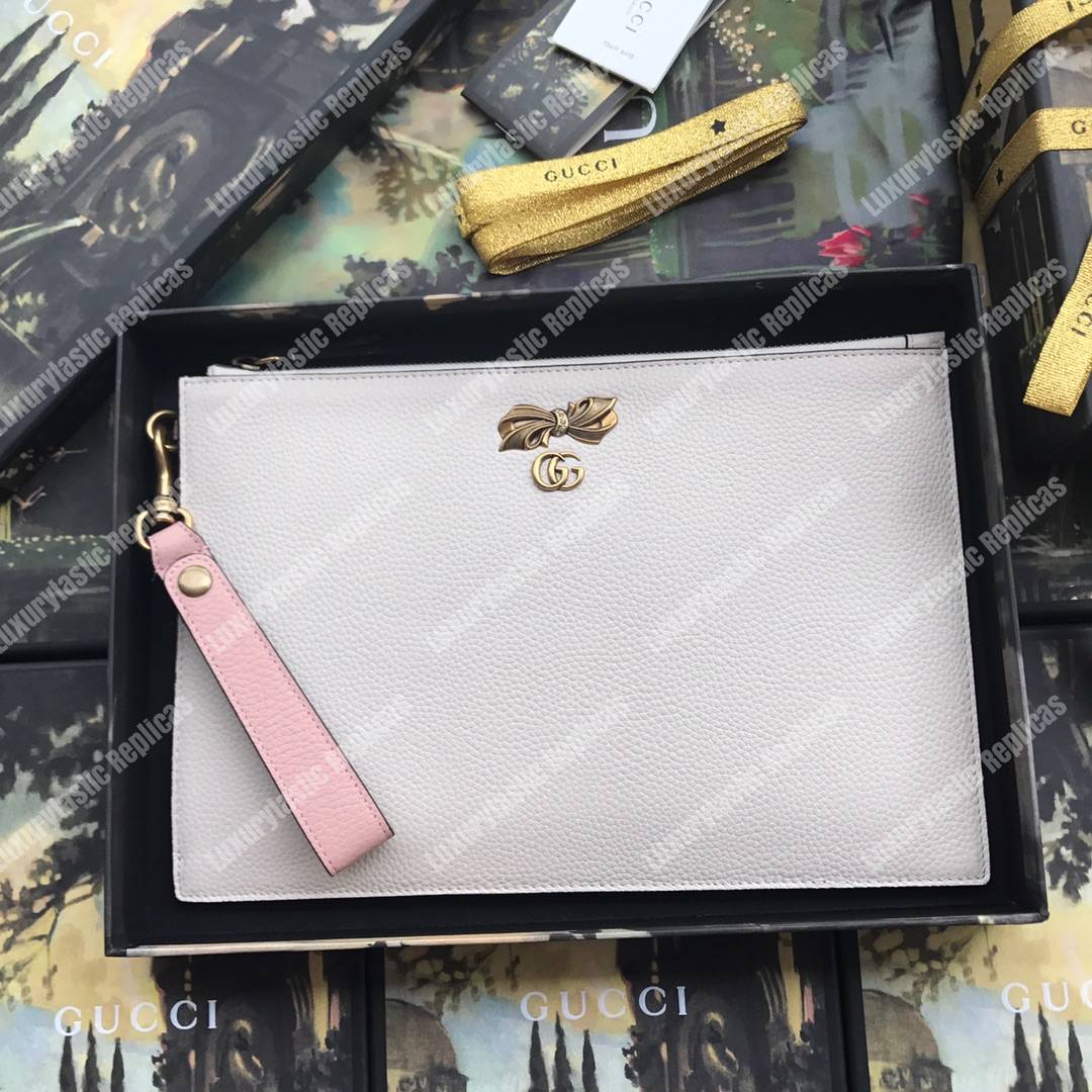 G*u*i leather pouch with bow white