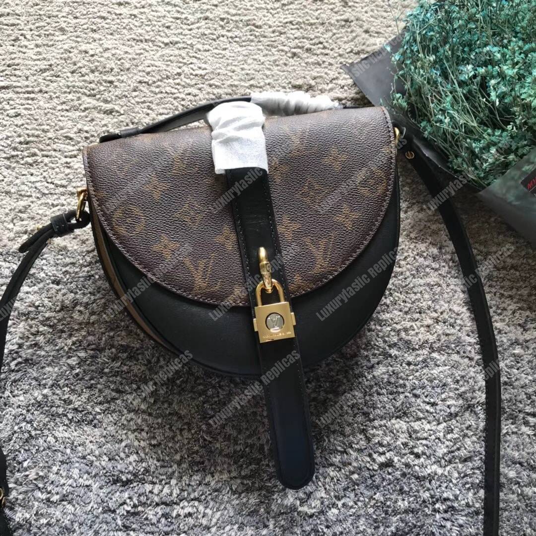 LV Chantilly Lock Monogram Noir