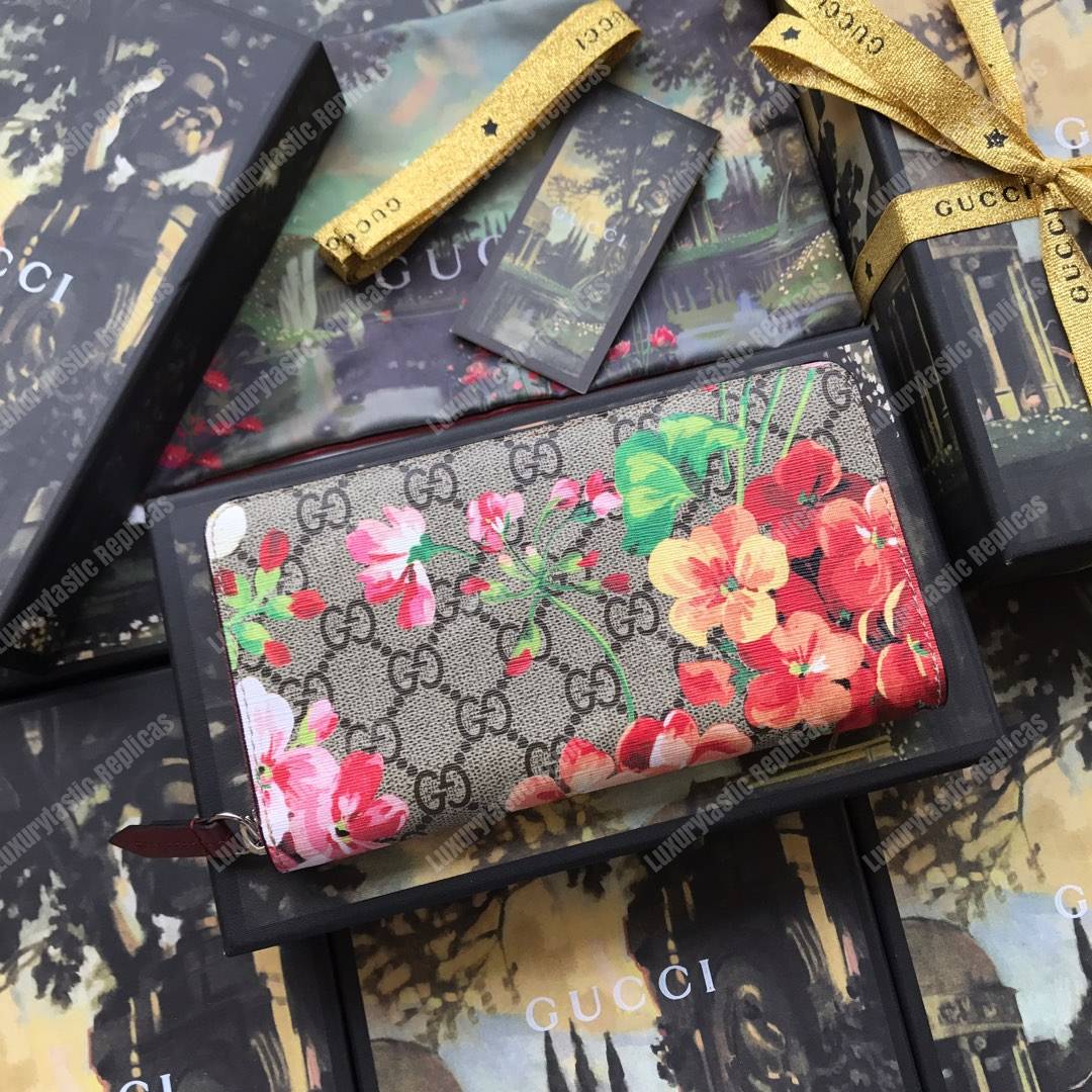 G*u*i gg blooms sup*e zip around wallet antique pink