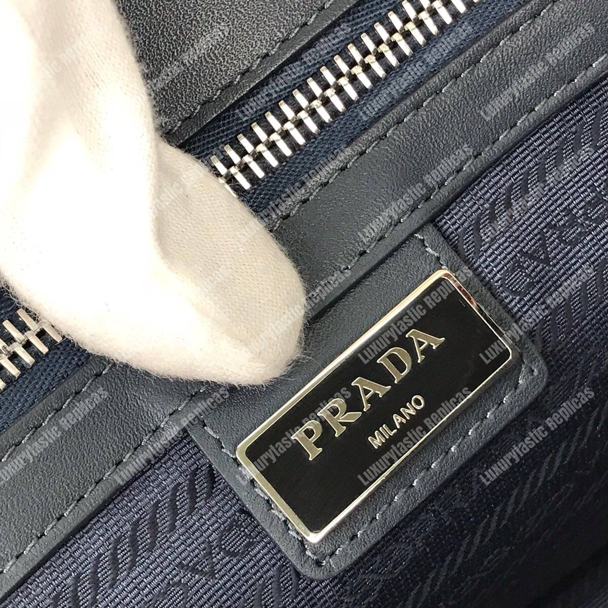 Pra*a saffiano and crocodile leather wallet blue grey/dark blue crocodile insert
