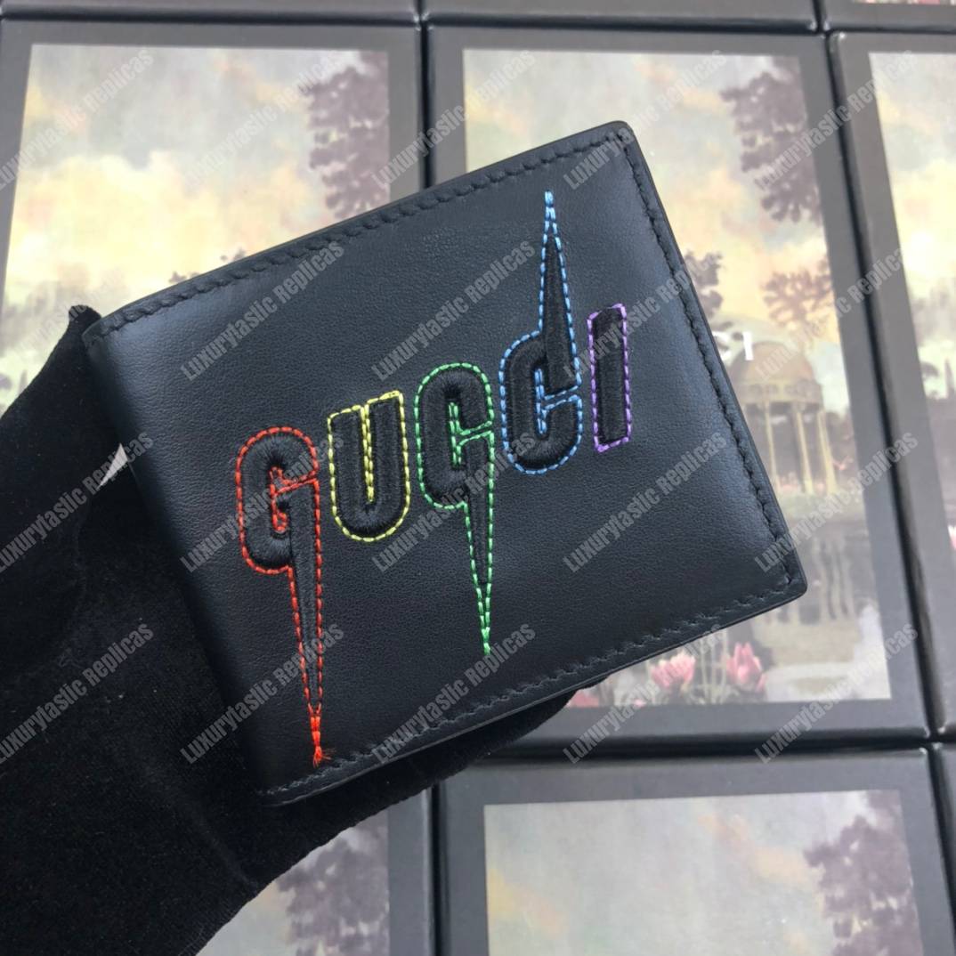 G*u*i blade embroidery wallet