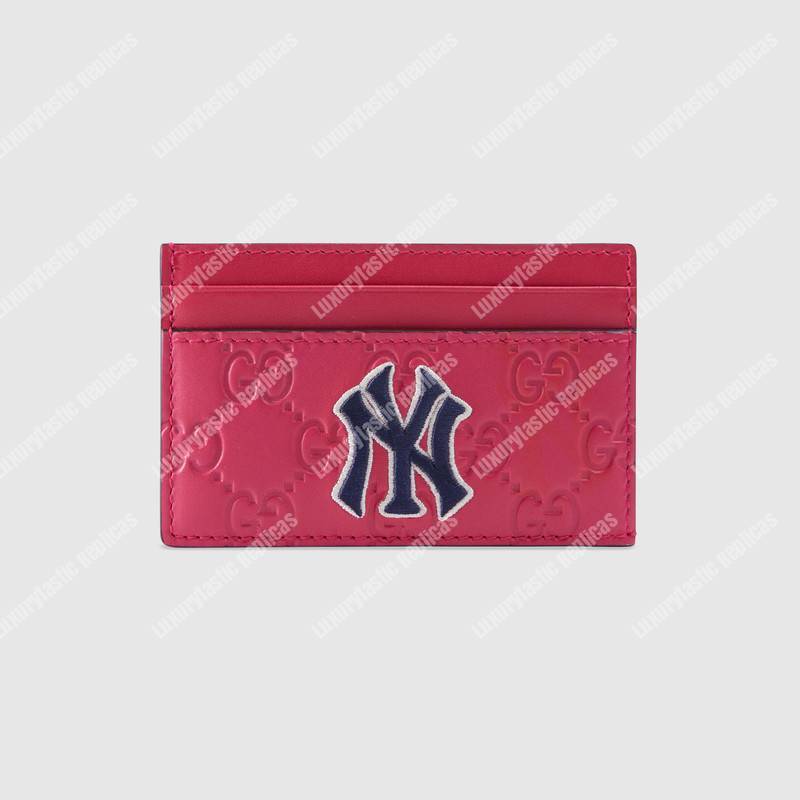 G*u*i card case with ny yankees patch pink