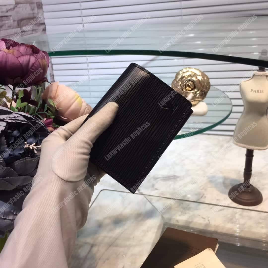 LV Enveloppe Carte De Visite Epi Leather Noir