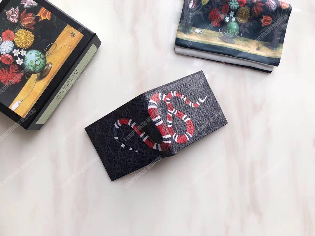G*u*i kingsnake gg sup*e wallet black