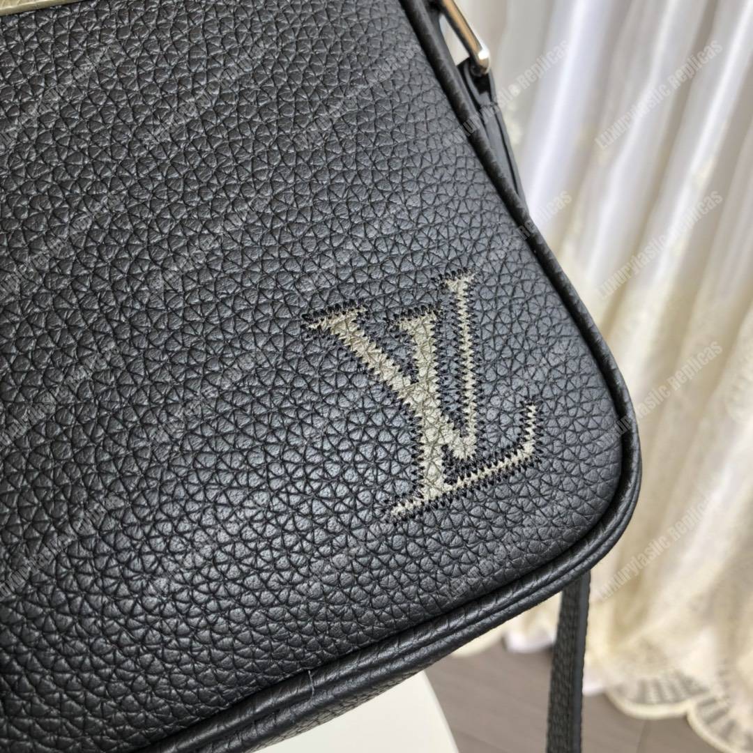 LV Danube Slim PM Black/Khaki