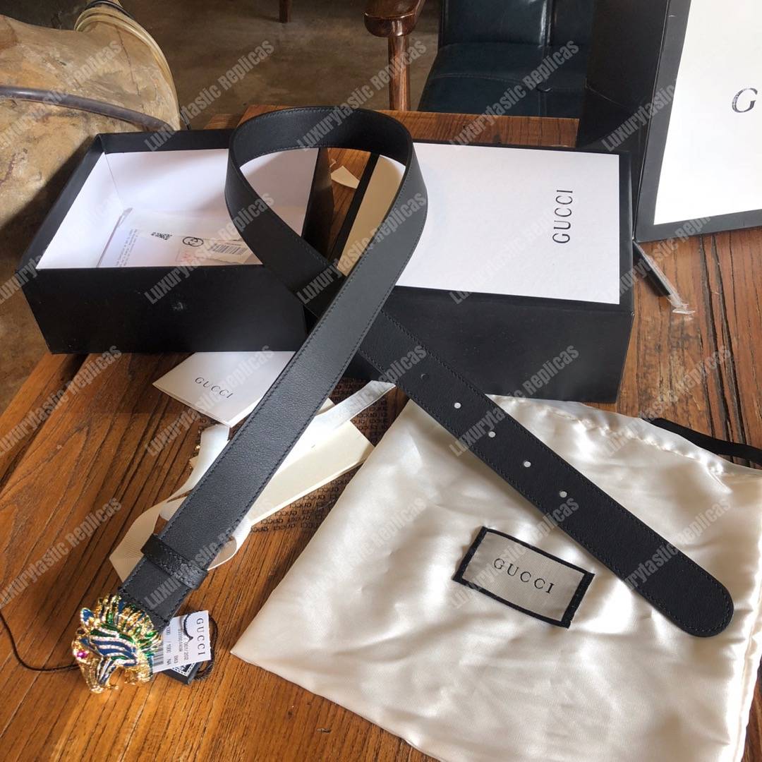 G*u*i leather belt with tiger head