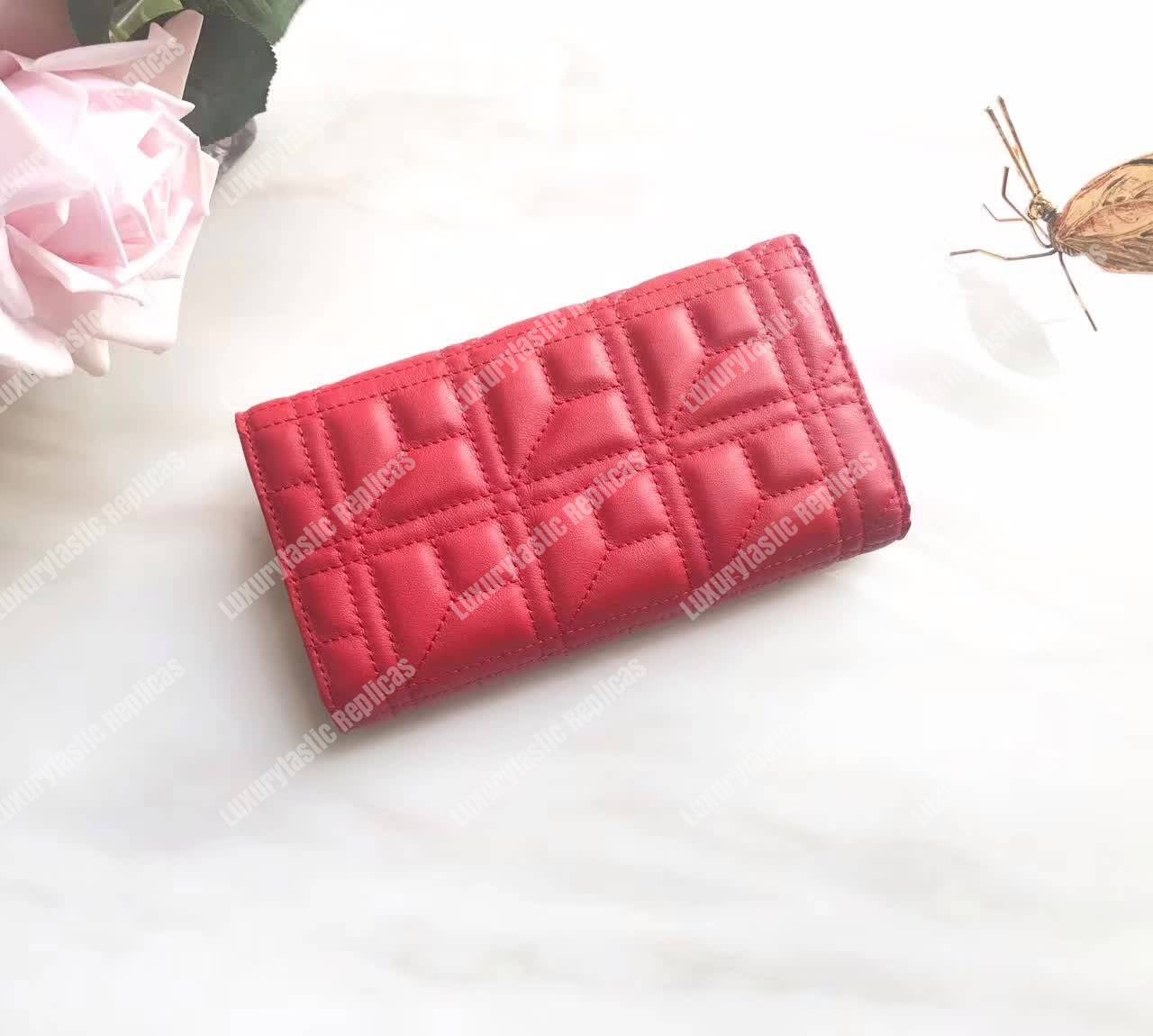 G*u*i gg marmont quilted continental wallet red