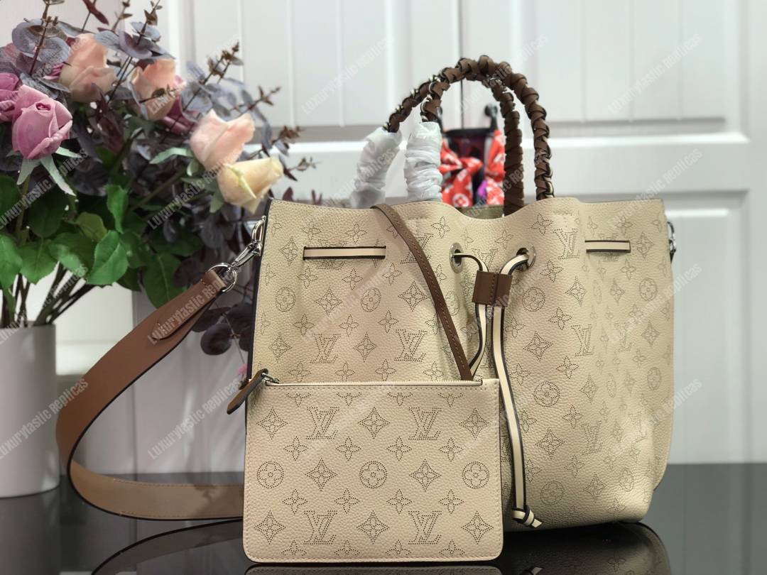 LV Girolata Monogram Crème Beige