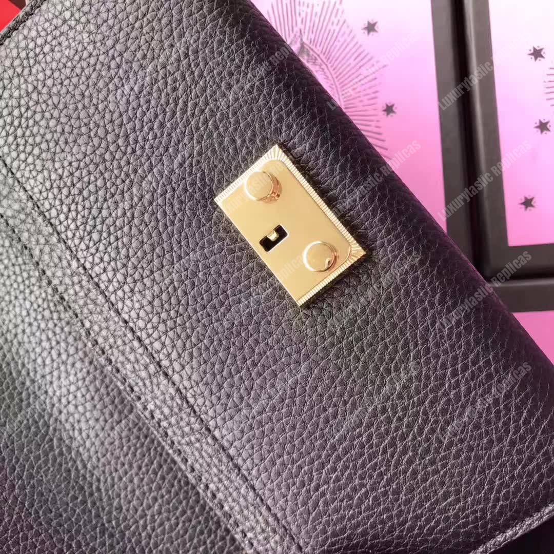 G*u*i padlock continental wallet black