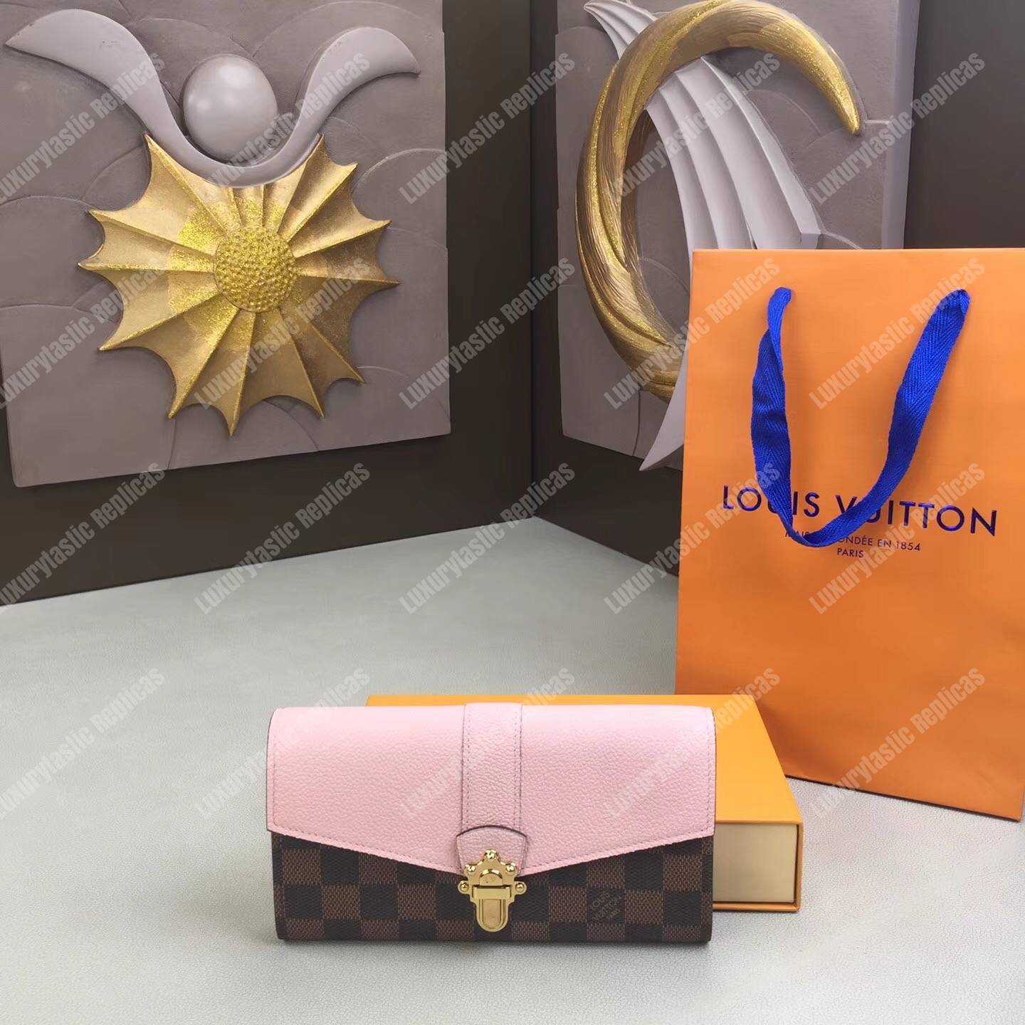 LV Clapton Wallet Damier Ebene Magnolia