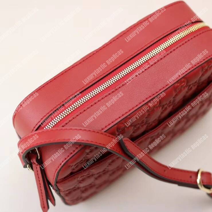 G*u*i signature linea bag red