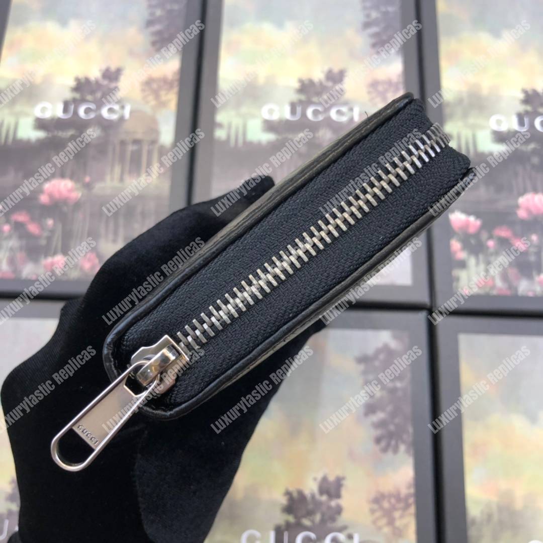 G*u*i zip around wallet with interlocking g