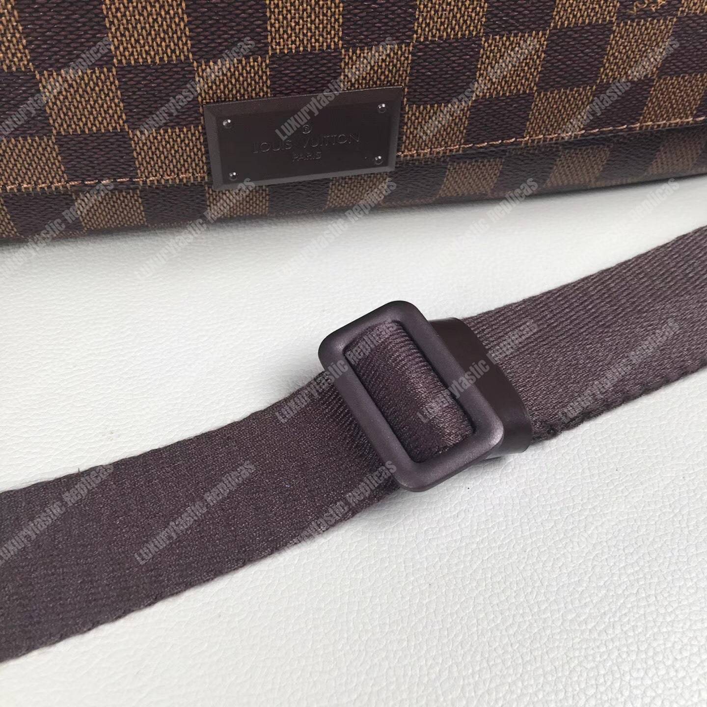 LV District MM Messenger Bag Damier Ebene Canvas