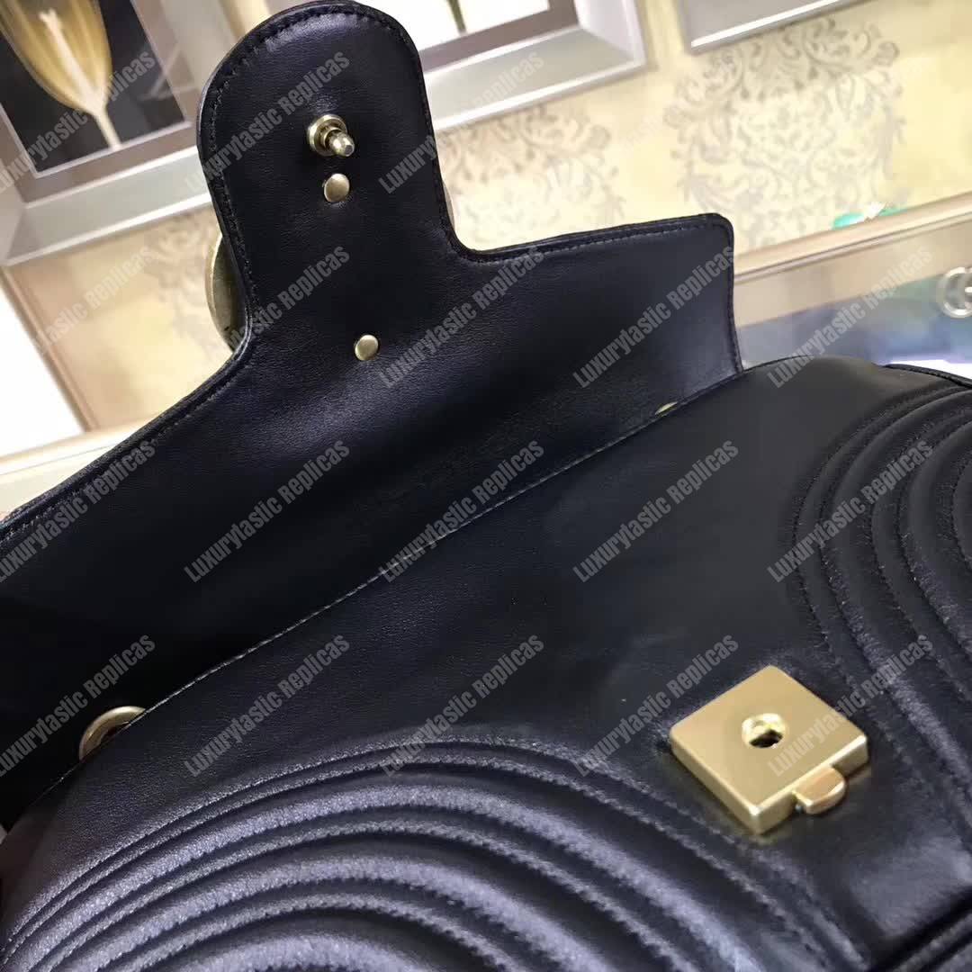 G*u*i gg marmont medium matelasse shoulder bag black