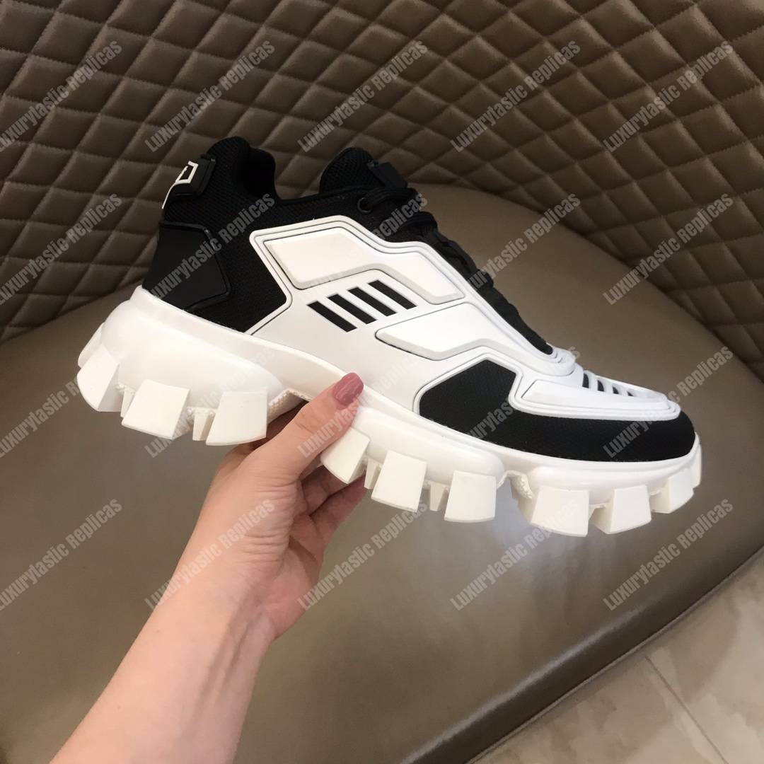 Pra*a cloudbust thunder knit sneakers white