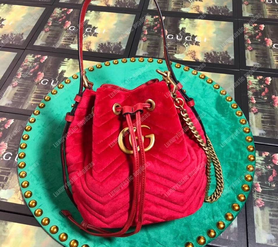 G*u*i gg marmont velvet bucket bag red