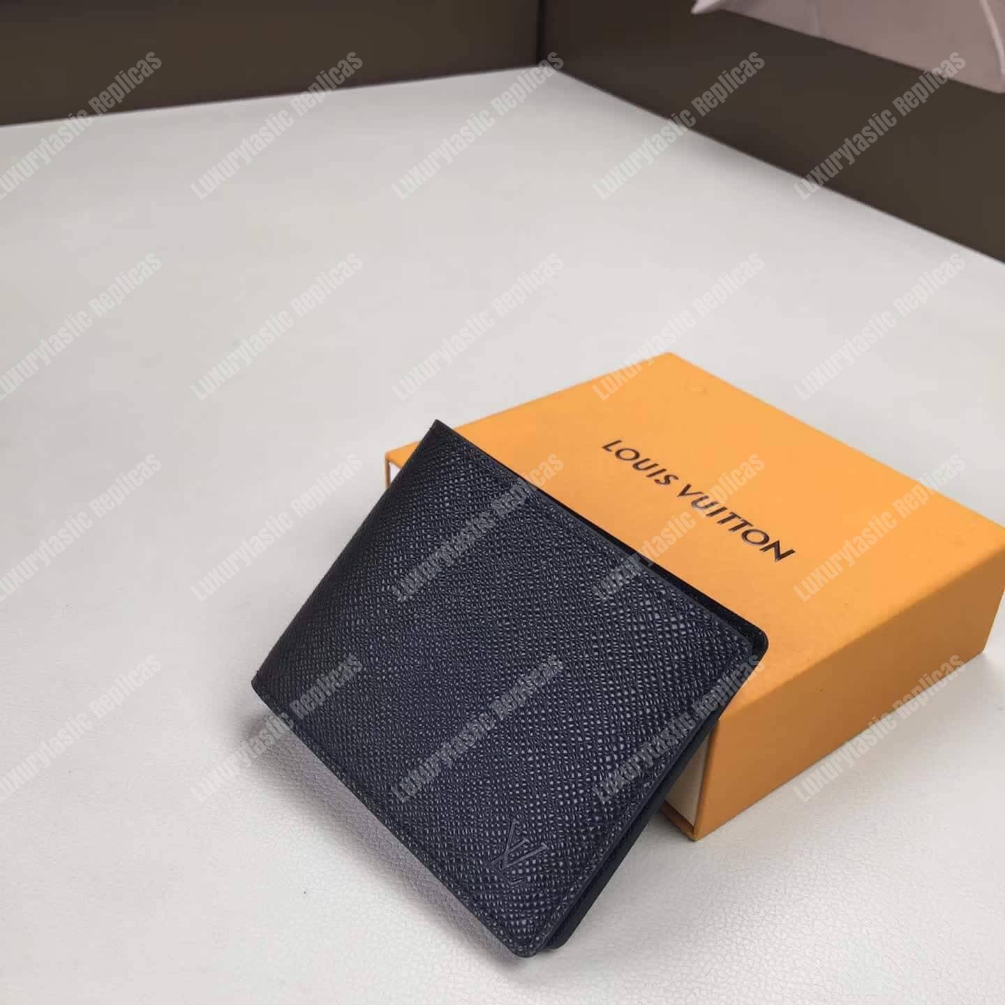 LV Multiple Wallet Taiga Leather Noir