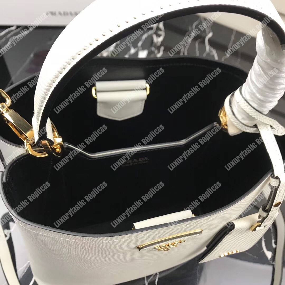 Pra*a panier medium bag white