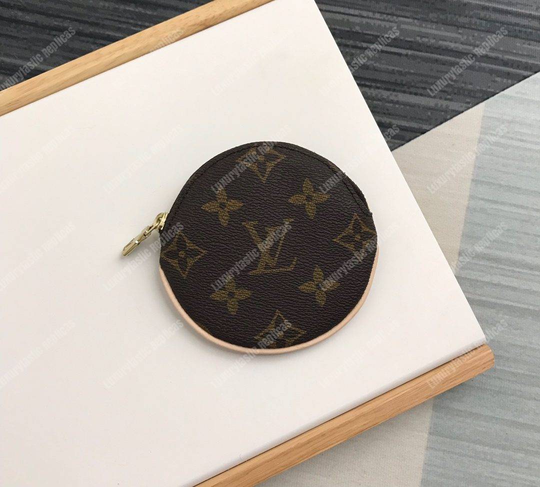 LV Round Coin Purse Monogram