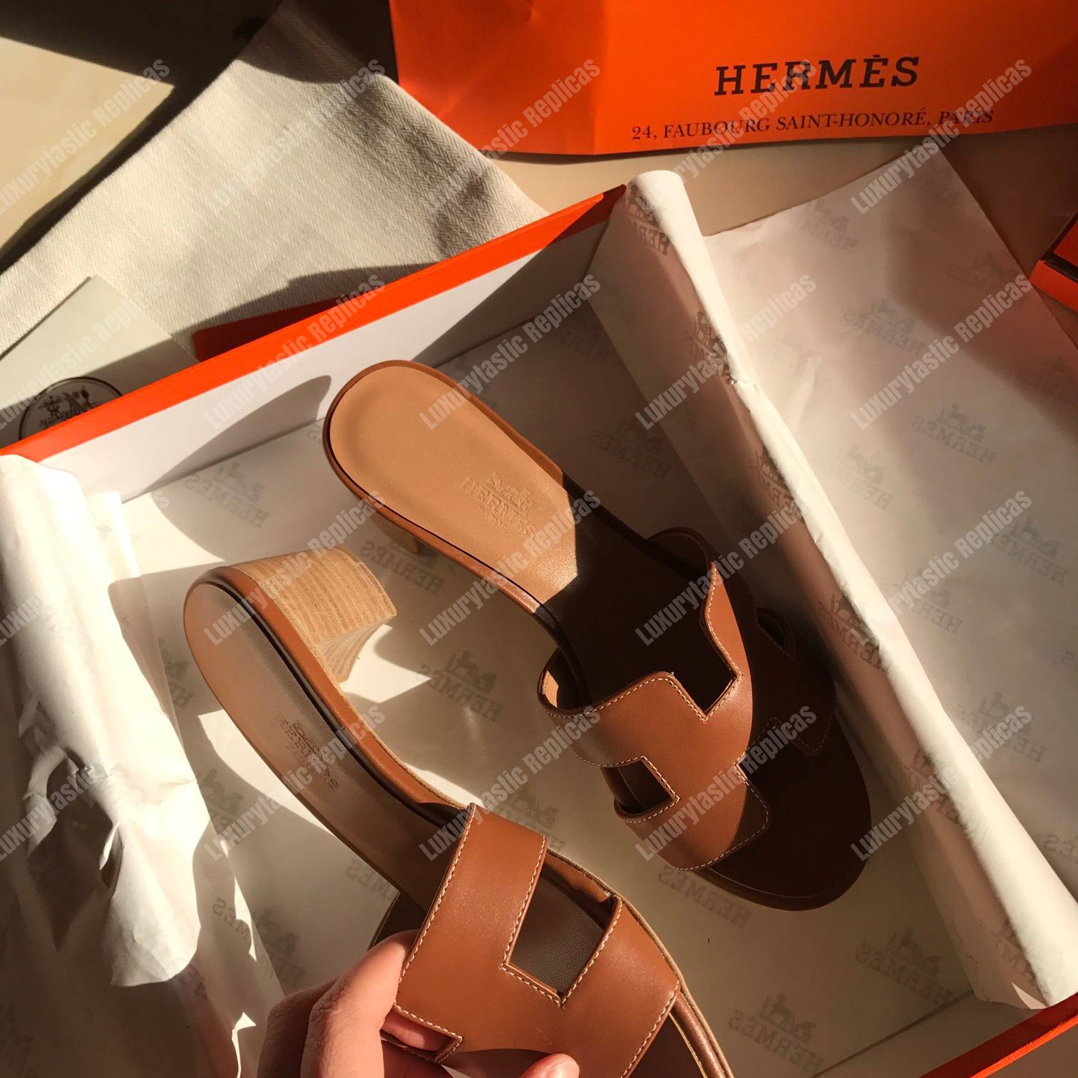 H**mes oran sandal calfskin leather brown