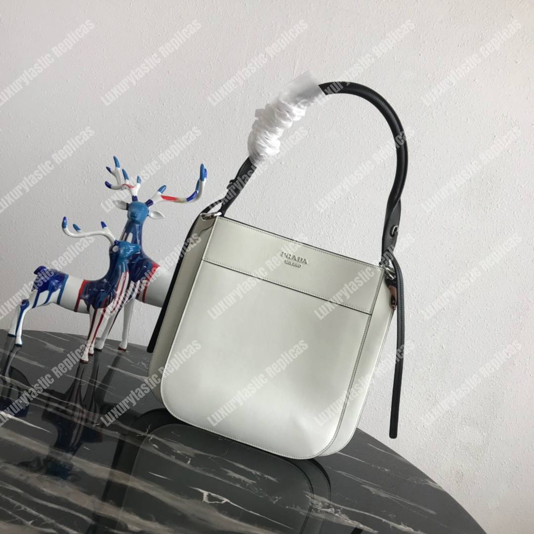 Pra*a margit leather shoulder bag white