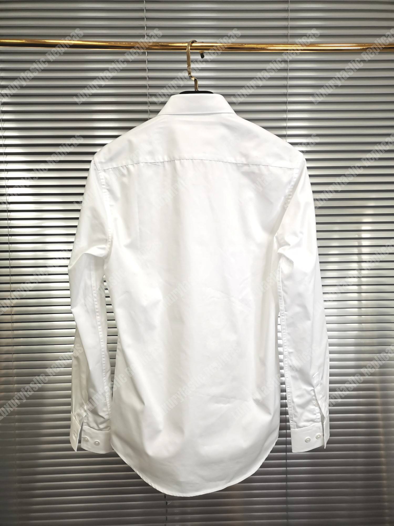 lv l**is V*t*n staples edition dna shirt